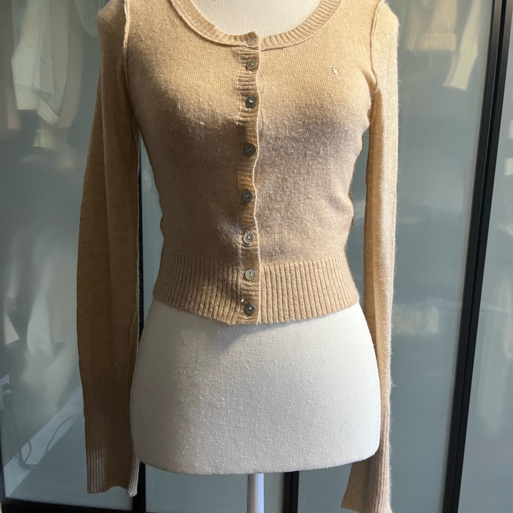 Urban Behavior Cream Cardigan Sweater Ribbed Knit